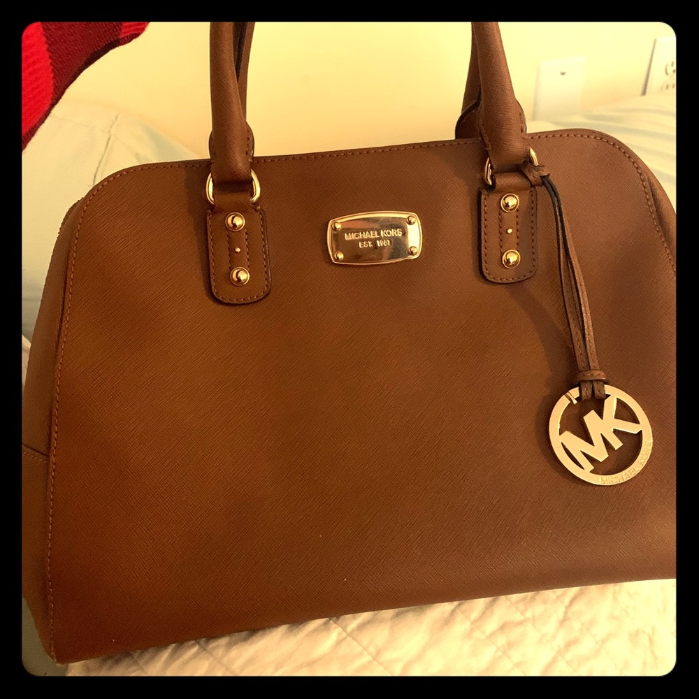 Classic Style Michael Kors Handbag - camel color
